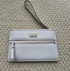 Kate Spade Soft Nude Pink Leather Wristlet – Never Used